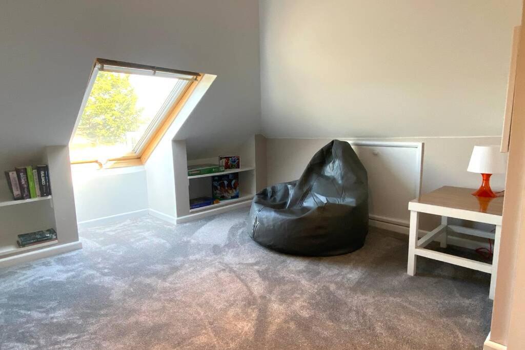 Spacious 2 Bed Apt Sleeps 4 Near Bournemouth Beach Exteriör bild