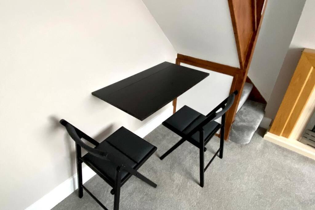 Spacious 2 Bed Apt Sleeps 4 Near Bournemouth Beach Exteriör bild